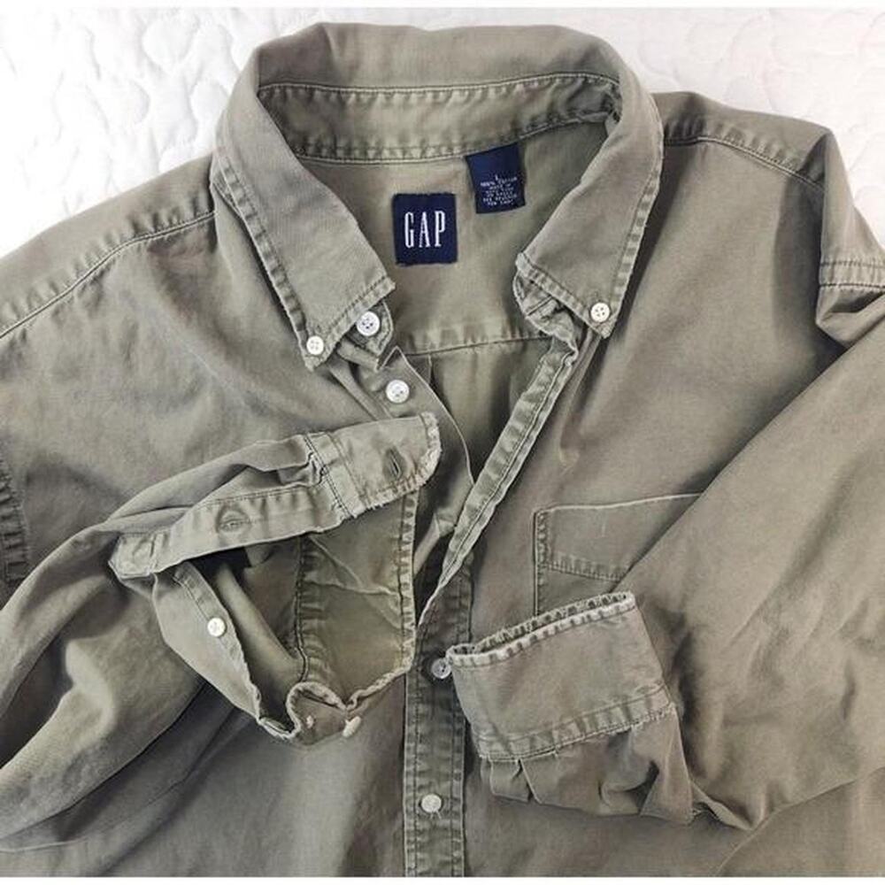 80s 90s GAP Army Green Frayed Long Sleeve Button Shirt Chore Large 48 OVERSHIRT